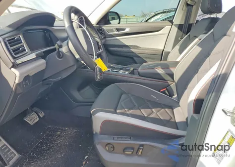 2024 Volkswagen Atlas Peak Edition Sel z USA, uszkodzony, nr VIN 1V2GR2CAXRC604315